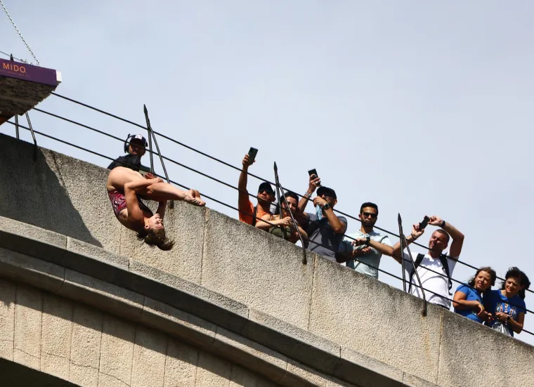 Spektakularni prizori iz Mostara: Pogledajte kako najbolji svjetski skakači 'lete' sa Starog mosta