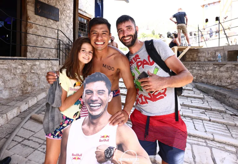 Spektakularni prizori iz Mostara: Pogledajte kako najbolji svjetski skakači 'lete' sa Starog mosta