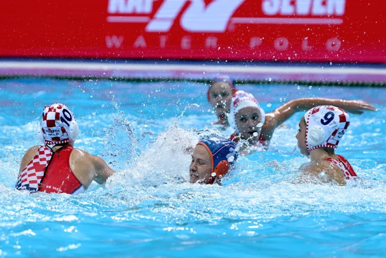 Hrvatske vaterpolistice te&scaron;ko stradale od moćnih Nizozemki na otvaranju EP-a u Splitu
