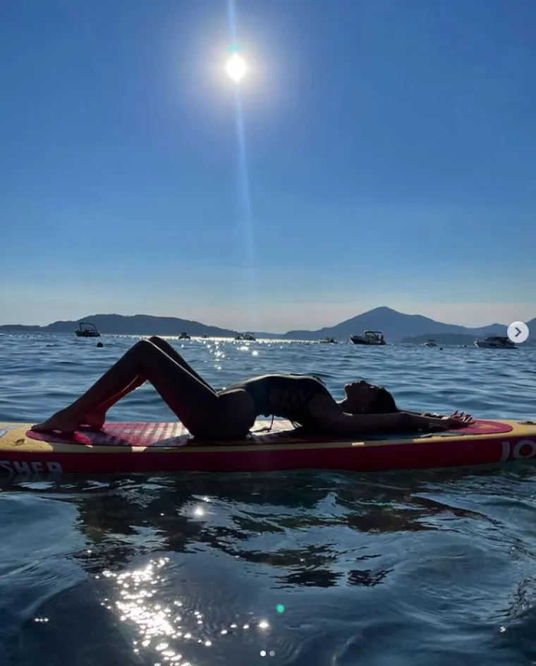 'Željela je bokove kao Kim Kardashian': Jedva punoljetnu kći Harisa Džinovića prozivaju zbog goli&scaron;avosti, ali i niza estetskih zahvata