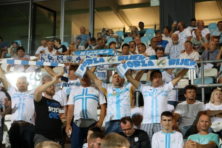 Poznata lica i jake poruke s tribina i terena Rujevice: 'Godine tuge i bola za još jednim herojem...'