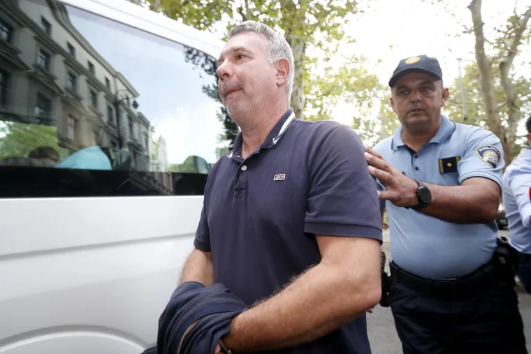 Svi uhićeni idu u istražni zatvor na mjesec dana! Kad su stigli pred sud djelovali su pomalo izgubljeno,  a jedan je dovikivao: 'Le&scaron;inari!'