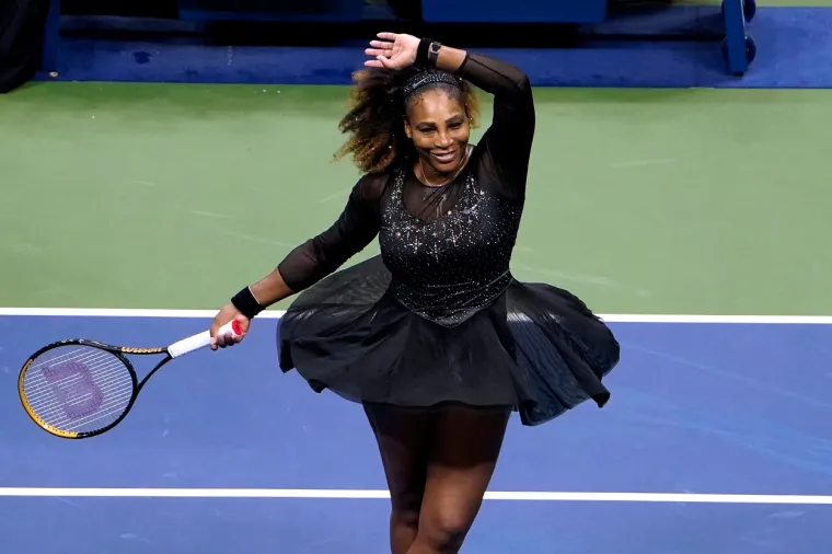 Kraljica priredila spektakl na US Openu: Serena igrala u dijamantima, navijači je iznenadili koreografijom
