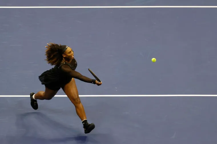 Kraljica priredila spektakl na US Openu: Serena igrala u dijamantima, navijači je iznenadili koreografijom