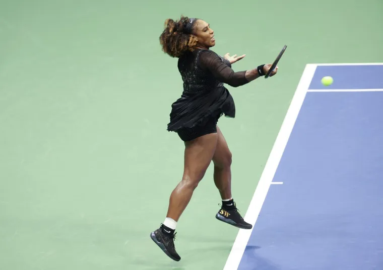 Kraljica priredila spektakl na US Openu: Serena igrala u dijamantima, navijači je iznenadili koreografijom