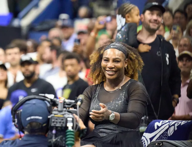 Kraljica priredila spektakl na US Openu: Serena igrala u dijamantima, navijači je iznenadili koreografijom