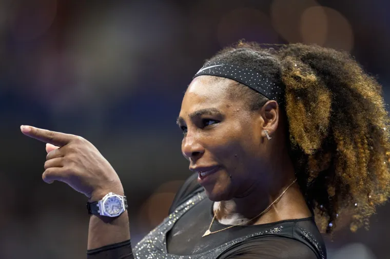 Kraljica priredila spektakl na US Openu: Serena igrala u dijamantima, navijači je iznenadili koreografijom