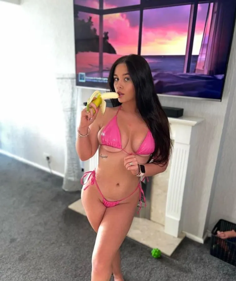 Rezala je salamu za mizernu plaću, a onda shvatila da ima &scaron;to unovčiti: 'Bujna guza me izvukla iz krize'