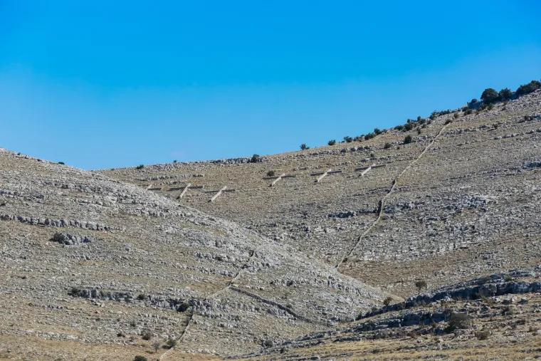 Odavanje počasti poginulim vatrogascima: Na obljetnici u &Scaron;ibeniku i Slavica, 12 kaciga položeno u Zagrebu