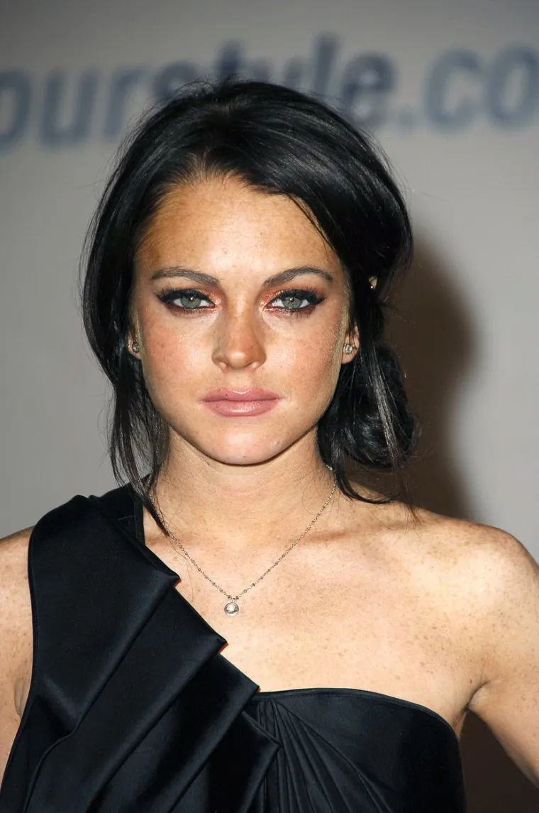 Danas blista bez &scaron;minke i u ljubavi s multimilijuna&scaron;em, no Lindsey Lohan je umalo skončala tragično: 'Heath Ledger mi je rekao da se smirim'