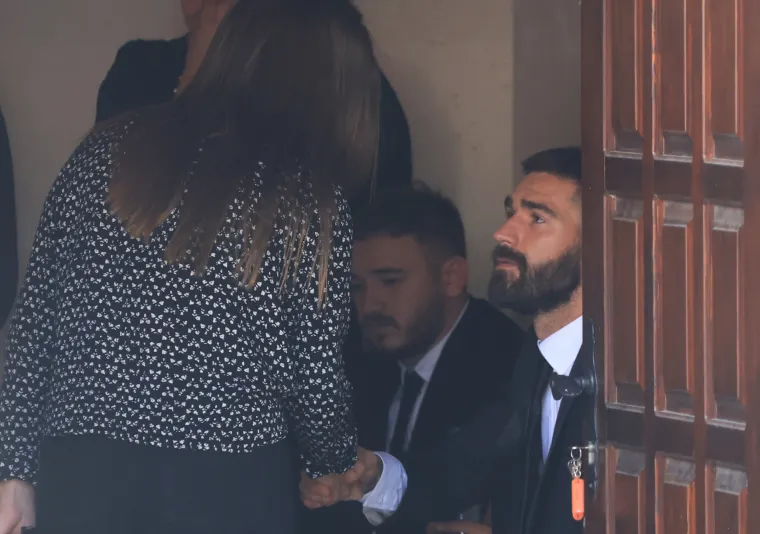 Posljednji ispraćaj Milana Livaje u Ka&scaron;telima: Na sprovod Livajinog oca do&scaron;li i njegovi suigrači iz Hajduka