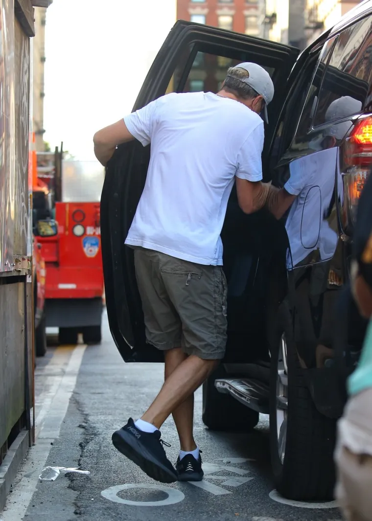 Leonardo DiCaprio nakon četiri godine veze ostavio manekenku Camilu Morrone: Trzavice su počele u svibnju; Je li zbog njih ovako drastično smr&scaron;avio?