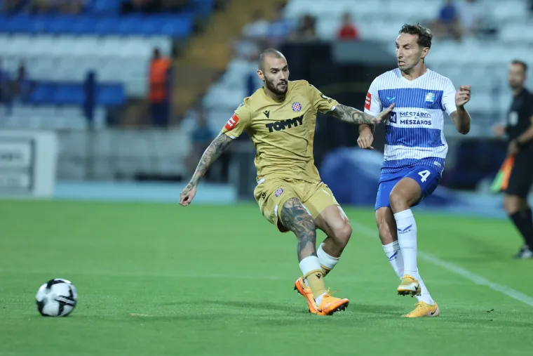 Anthony Kalik (2 milijuna eura) - Klub je napustio kao nitko, vratio se kao heroj. Ponovno je obukao dres Hajduka pa će biti ispred Neja&scaron;mića i Ljubičića na poziciji "desetke".