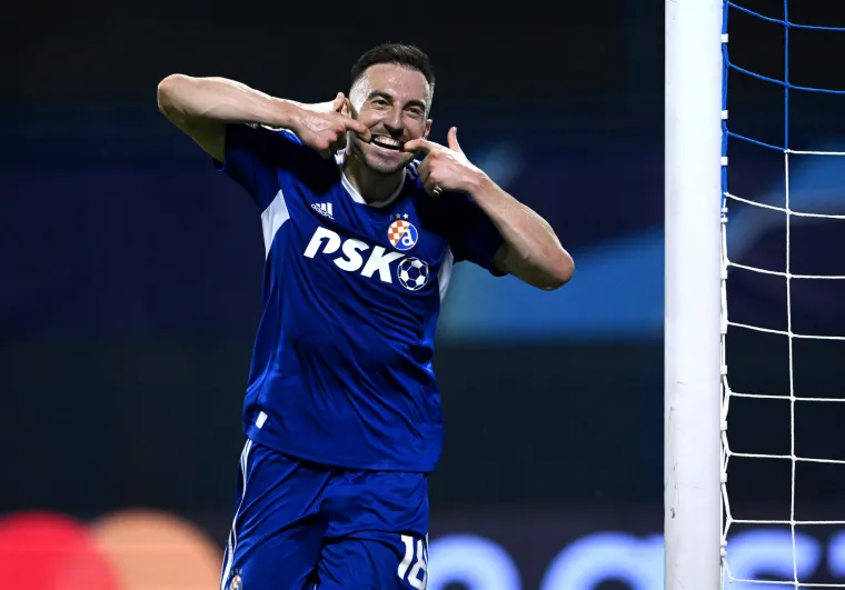 Josip Drmić (3 milijuna eura) - Prilično mala cijena za ovakvog napadača, Drmator drma mreže svojih protivnika bez previ&scaron;e problema pa nemamo izbora i moramo ga uvrstiti u vrh napada.