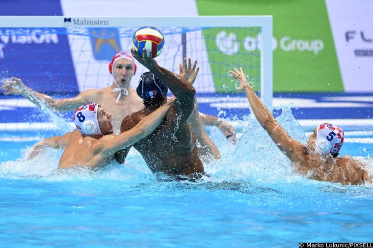Ukrotili smo našu 'crnu mačku' u svim sportovima, potopili ju u bazenu Spaladium Arene