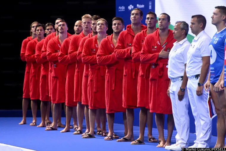 Tužna lica olimpijskih pobjednika nakon ogromnog poraza protiv Mađarske