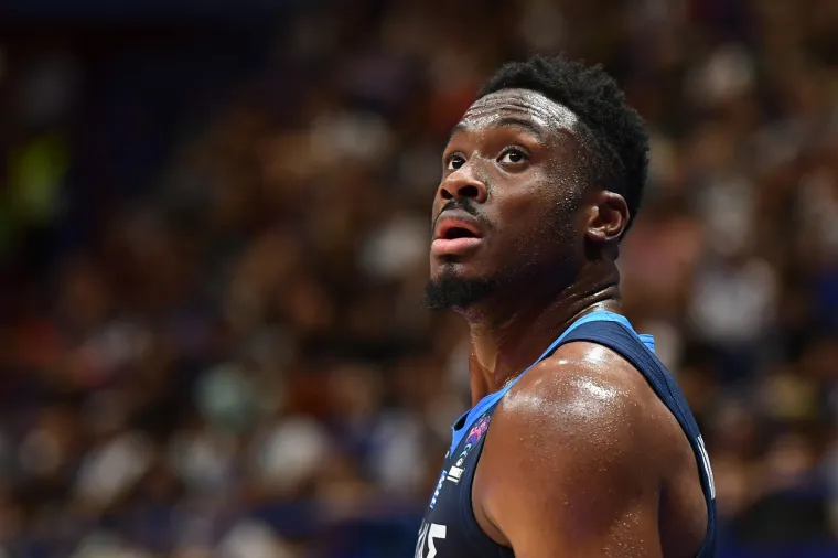 Donosimo vam najbolje trenutke prve utakmice Hrvatske na Eurobasketu: Pogledajte borbu Grčkih i Hrvatskih zvijezda