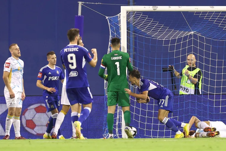 Osjetite da&scaron;ak atmosfere s Maksimira: Opet grmi sa Sjevera, Boysi su u formi