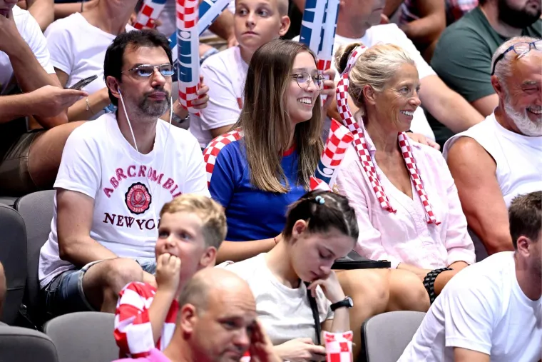 Nepoznate lipotice plijenile pažnju čitave Spaladium Arene: I u bazenu je proključalo koliko su dame podigle temperaturu