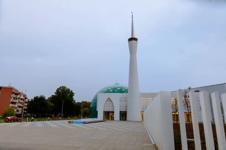 Pogledajte kako izgleda novi Islamski kulturni centar u Sisku