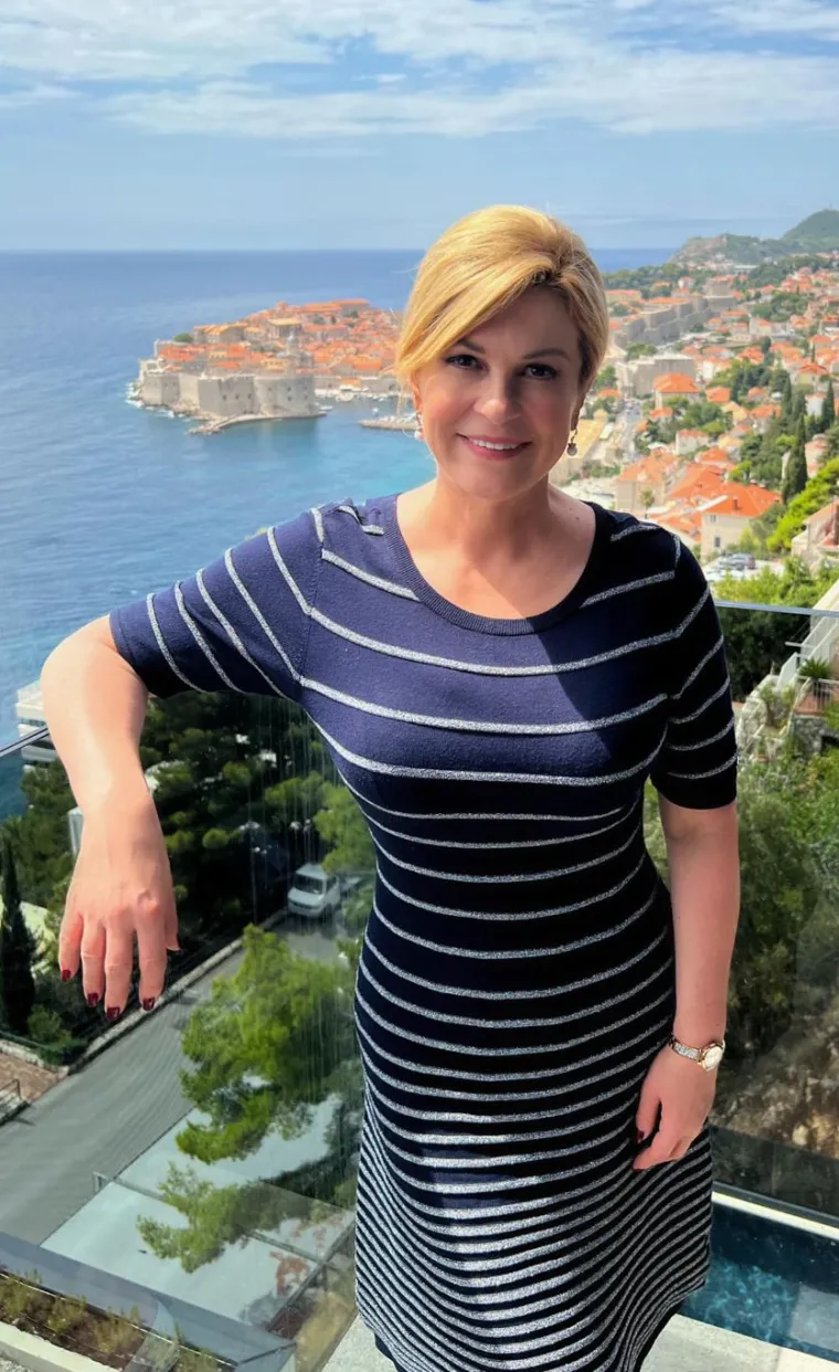 Tijekom posjeta Dubrovniku, Koli je nosila haljinu koja prati liniju tijela. Ta fotka je dokaz njene drastične transformacije. 