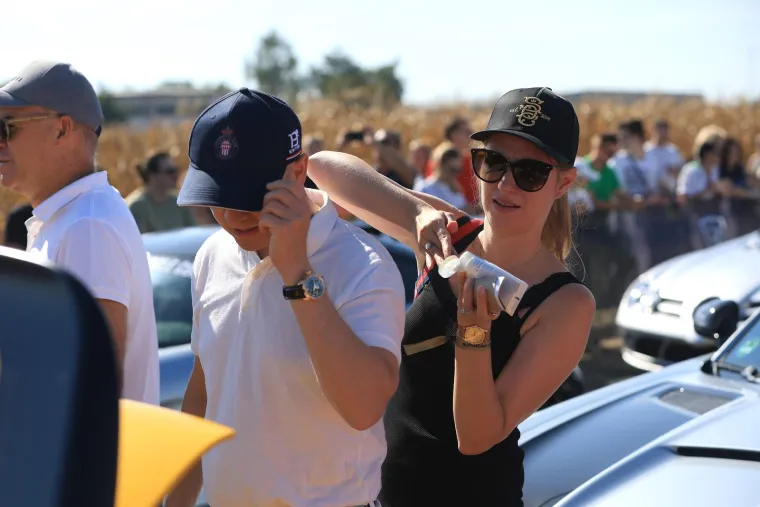 Superluksuzne jurilice u Velikoj Gorici pokazale su nevjerojatnu snagu, a ljepotice oko njih svoje adute