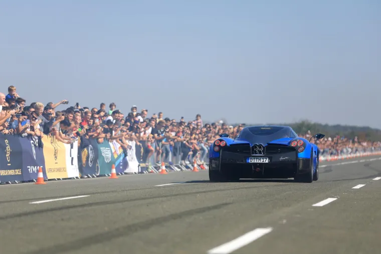 Superluksuzne jurilice u Velikoj Gorici pokazale su nevjerojatnu snagu, a ljepotice oko njih svoje adute