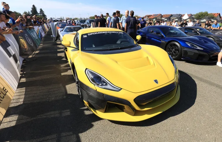 Superluksuzne jurilice u Velikoj Gorici pokazale su nevjerojatnu snagu, a ljepotice oko njih svoje adute