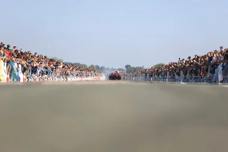 Superluksuzne jurilice u Velikoj Gorici pokazale su nevjerojatnu snagu, a ljepotice oko njih svoje adute