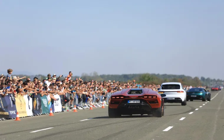 Superluksuzne jurilice u Velikoj Gorici pokazale su nevjerojatnu snagu, a ljepotice oko njih svoje adute