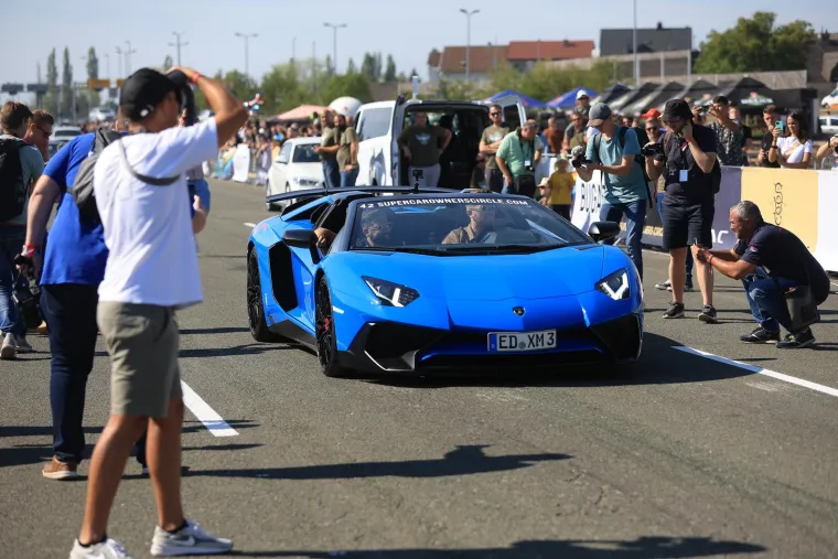 Superluksuzne jurilice u Velikoj Gorici pokazale su nevjerojatnu snagu, a ljepotice oko njih svoje adute