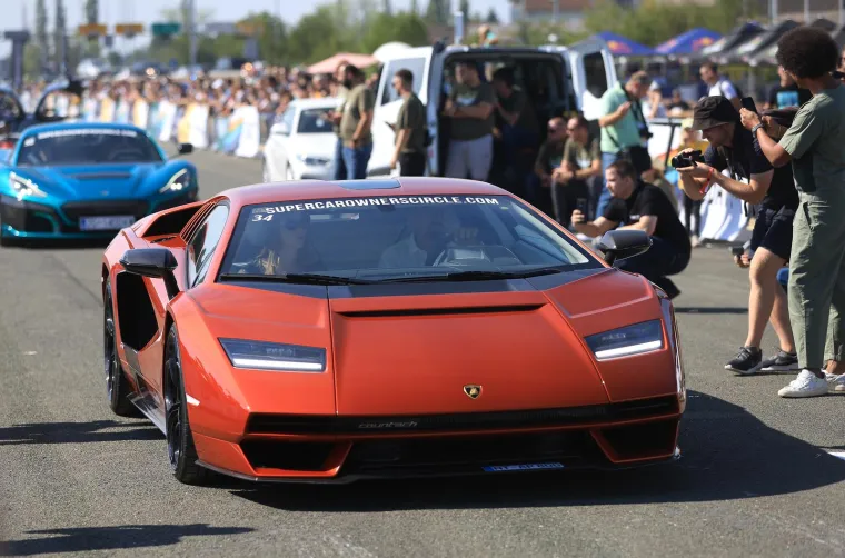 Superluksuzne jurilice u Velikoj Gorici pokazale su nevjerojatnu snagu, a ljepotice oko njih svoje adute