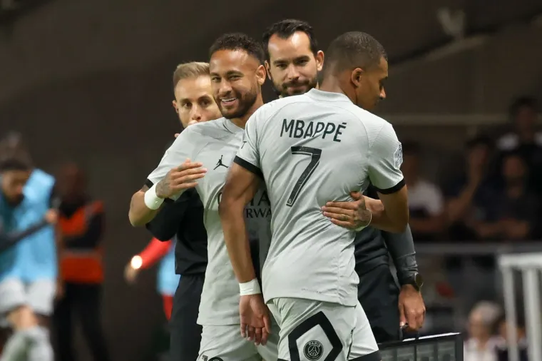 Neymar je u posljednjoj utakmici zamijenio Mbappea, izraz njegovog lica privukao veliku pažnju