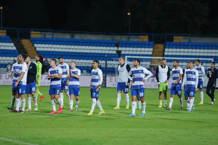 Galerija s hrvatskih stadiona: Torcida napravila spektakl protiv Belupa, BBB-i se zagrijali za Chelsea