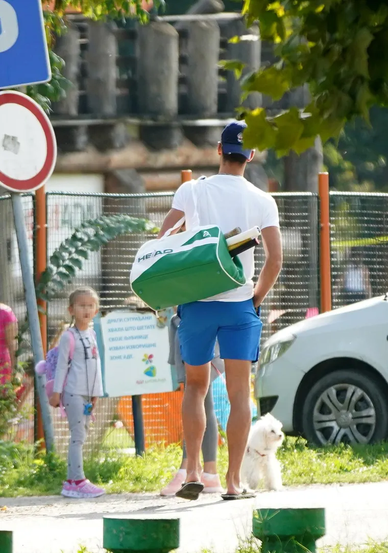 Reketi su uvijek tu: Pogledajte kako vrijeme provodi Novak Đoković dok je svjetska teniska elita na US Openu