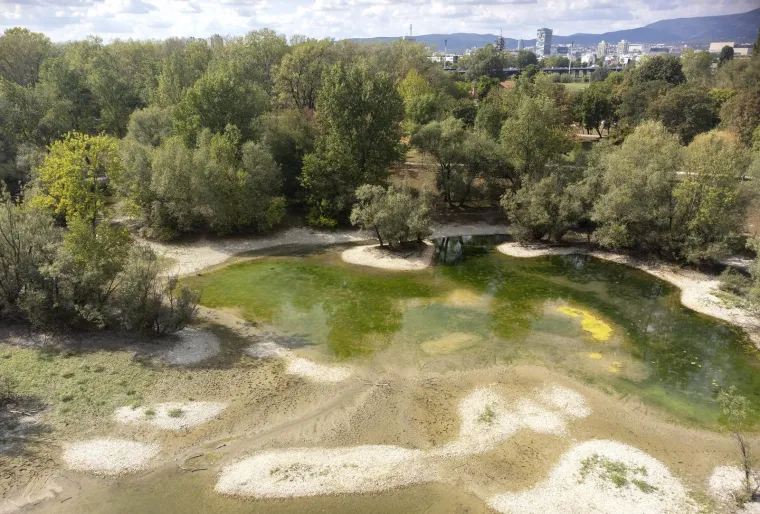Pogledajte fascinante prizore Bundeka, malo jezero je gotovo presušilo