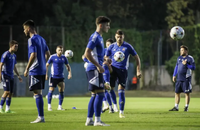 Pogledajte posljednji trening Dinama pred otvaranje Lige prvaka protiv Chelseaja