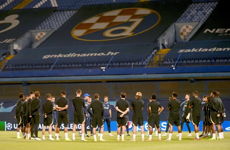 Zvijezde Chelseaja odradile trening na maksimirskom ruglu: Neki su se prvi put suočili s ovakvim stadionom; Evo &scaron;to su radili