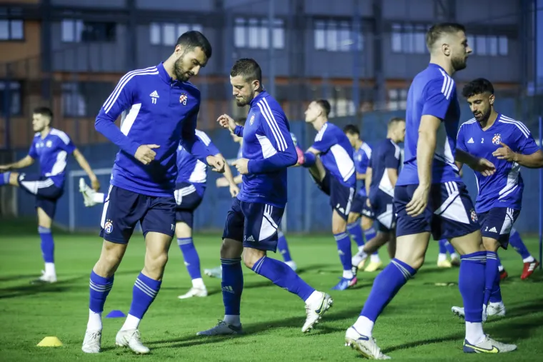 Posljednji trening Dinama prije utakmice s Chelseajem