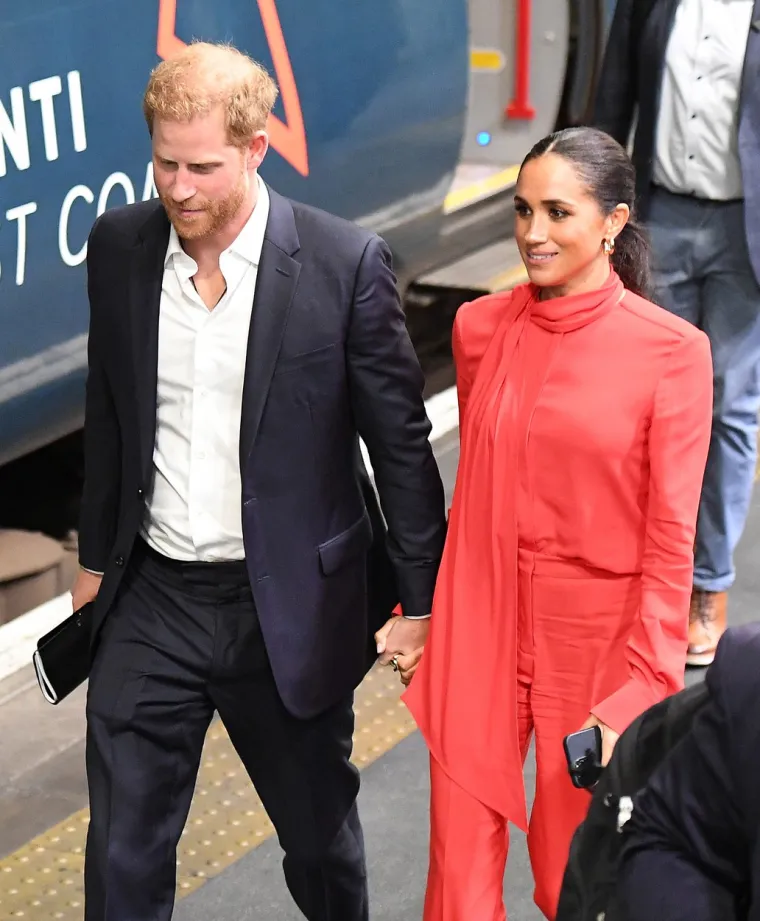 Britanci jedva dočekali famozan govor Meghan Markle, kad ono... Točno 54 puta napravila je stvar koja ih je iživcirala