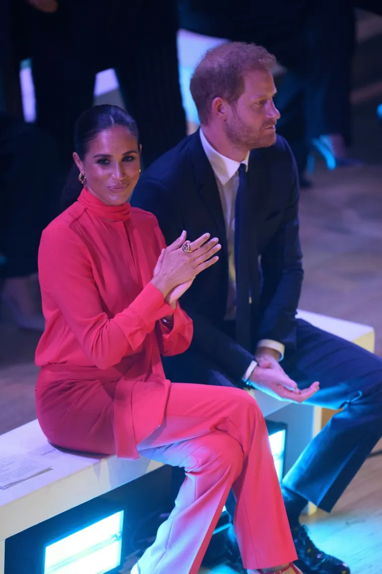 Britanci jedva dočekali famozan govor Meghan Markle, kad ono... Točno 54 puta napravila je stvar koja ih je iživcirala