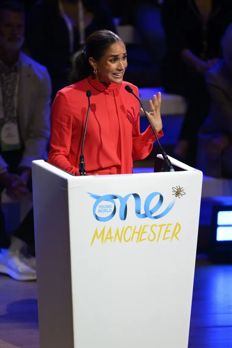 Britanci jedva dočekali famozan govor Meghan Markle, kad ono... Točno 54 puta napravila je stvar koja ih je iživcirala