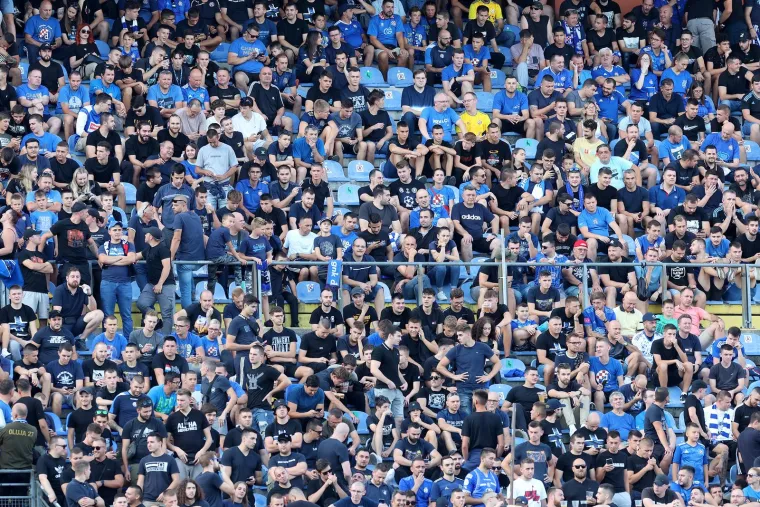 Praznik nogometa u Zagrebu: Pogledajte spektakularne kadrove s Maksimira i iz centra prije utakmice