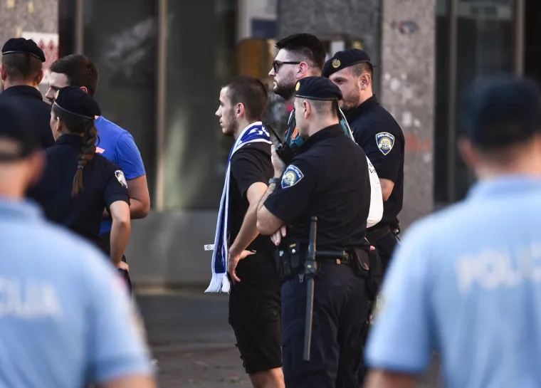 Praznik nogometa u Zagrebu: Pogledajte spektakularne kadrove s Maksimira i iz centra prije utakmice