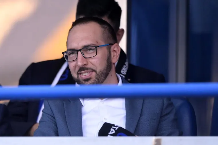 Zvone Boban se vratio na Maksimir: Provjerite u čijem dru&scaron;tvu legenda gleda utakmicu