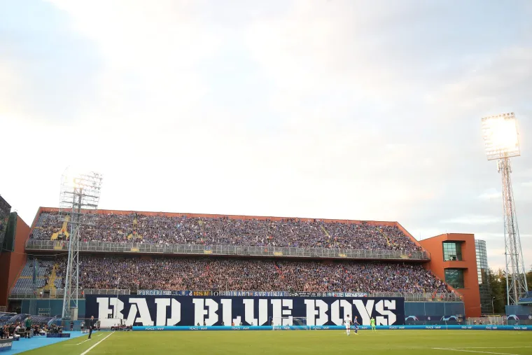 Totalni hard-core na Maksimiru: U jednom trenutku samo je počelo gorjeti; UEFA se ovakvom '&scaron;amaru' iz Zagreba nije nadala