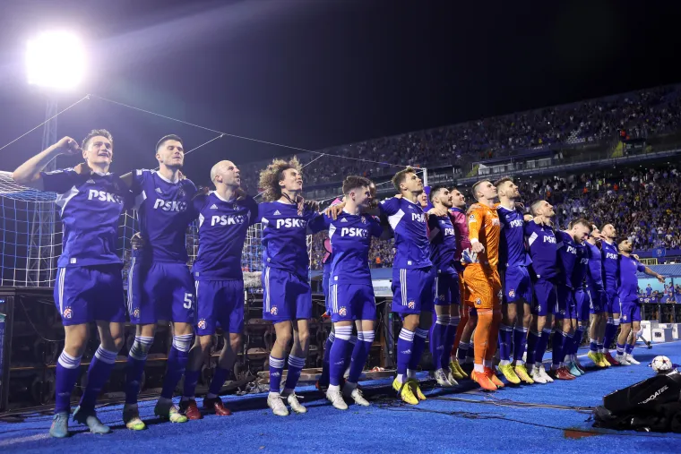 Veliko slavlje Dinamovih igrača nakon pobjede protiv Chelseaja: Čarobna maksimirska noć