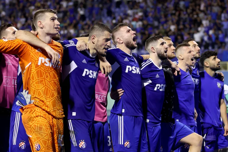 Veliko slavlje Dinamovih igrača nakon pobjede protiv Chelseaja: Čarobna maksimirska noć