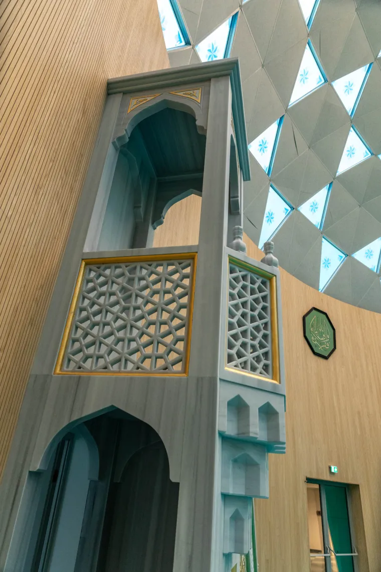 EKSKLUZIVNO Turski mramor i 24-karatno zlato: Pogledajte kako izgleda unutra&scaron;njost sisačke džamije