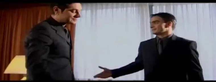 Kako je to kada se dva prijatelja zaljube u istu ženu, najbolje znaju Jo&scaron;ko Čagalj Jole i Jasmin Stavros. Isto su opjevali i u pjesmi "Kocka &scaron;ećera" jo&scaron; davne 2000. 